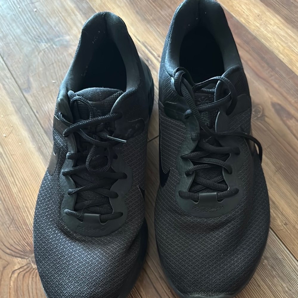 Nike Men's Black Running Shoes